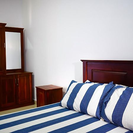 טרינקומאלה Catamaran6 Guest Inn מראה חיצוני תמונה