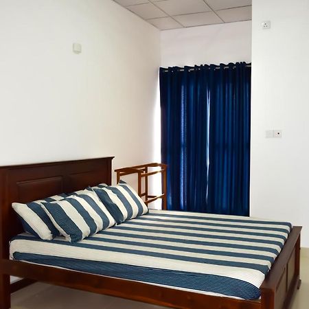 טרינקומאלה Catamaran6 Guest Inn מראה חיצוני תמונה
